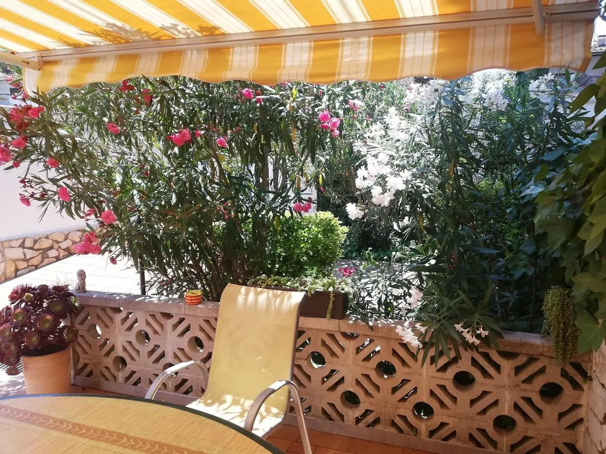 Can Eugeni L'Escala Holiday home
